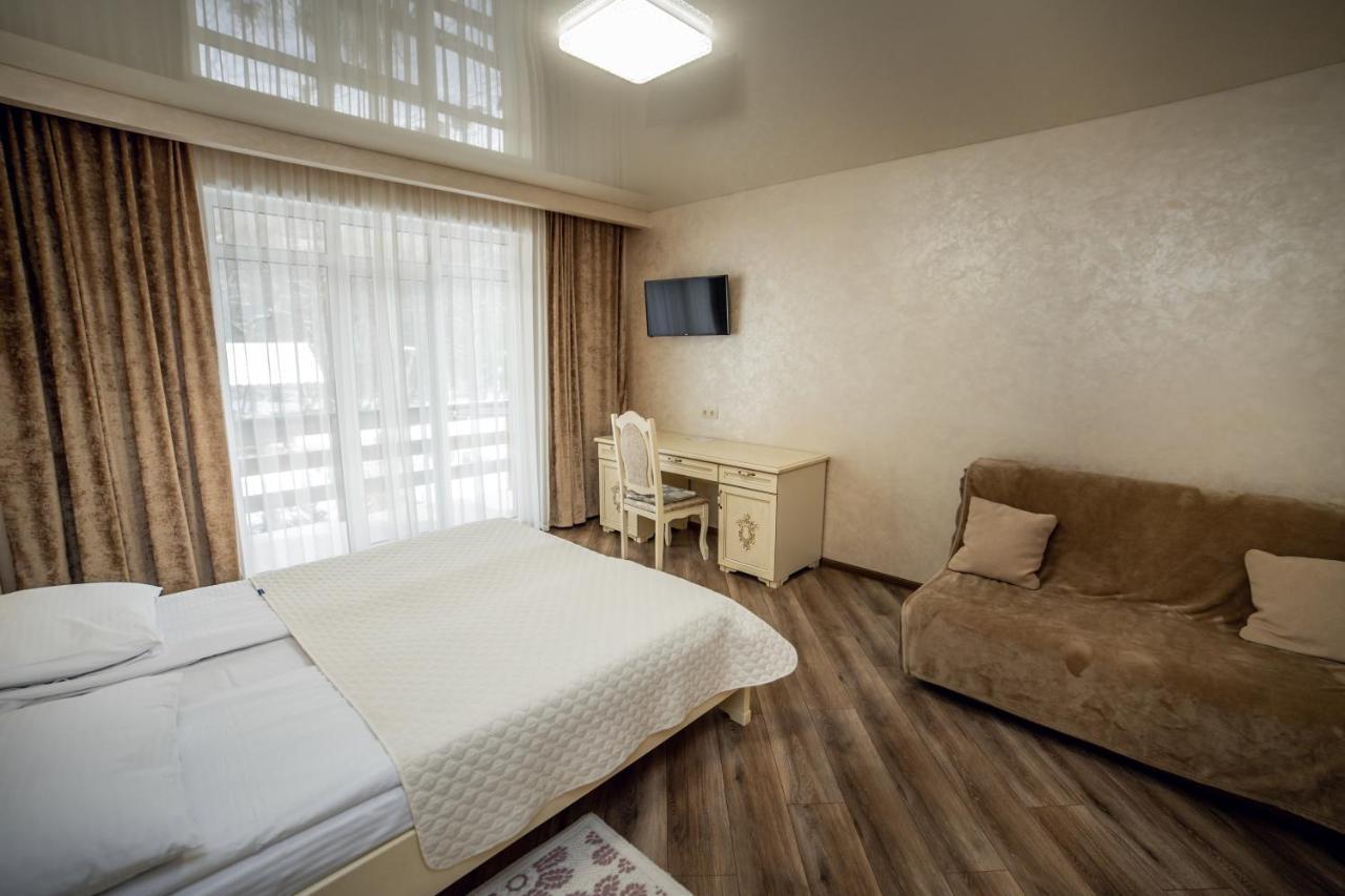 Hotel Августин Solochin Zewnętrze zdjęcie
